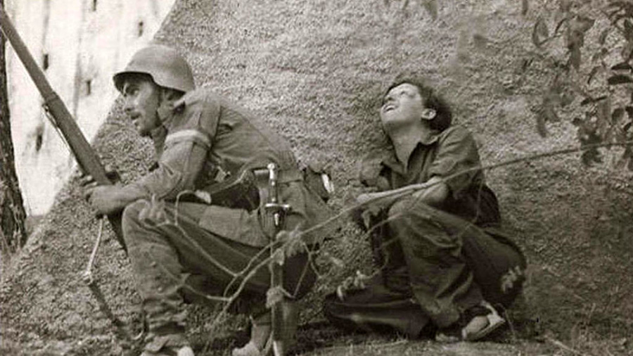Cordoba, 1936, Gerda Taro: compagna di Capa, morirà in un incidente sul fronte di Brunete, nel luglio 1936 - foto di Robert Capa